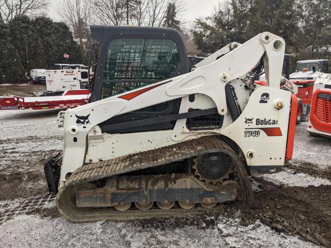 BOBCAT T740