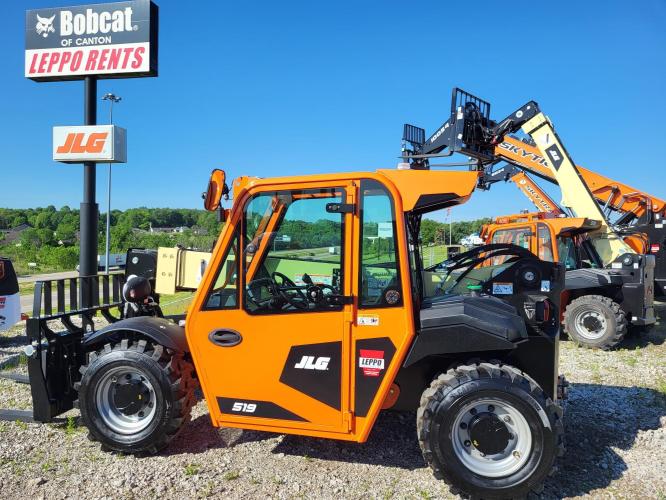 JLG 519