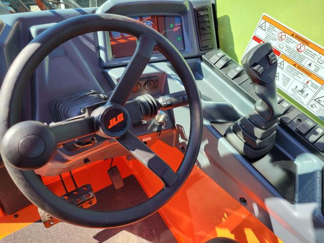 JLG 519