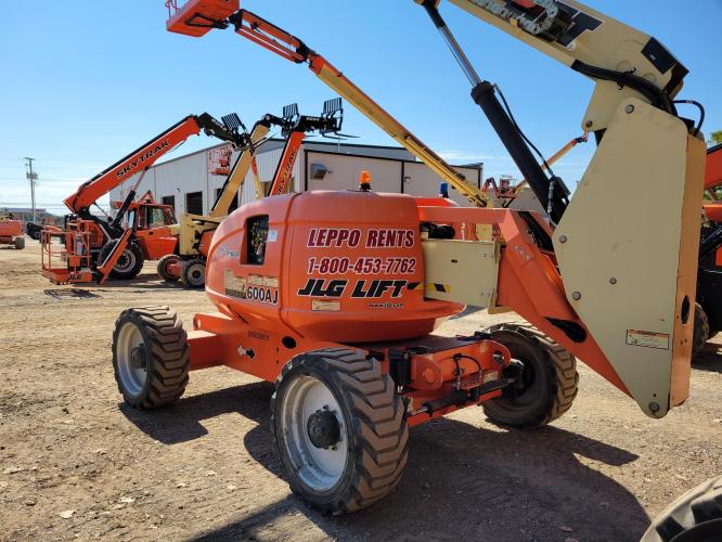 JLG 600AJ
