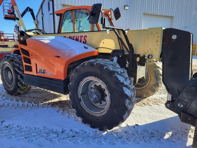 JLG 1732