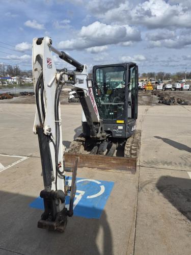 BOBCAT E35