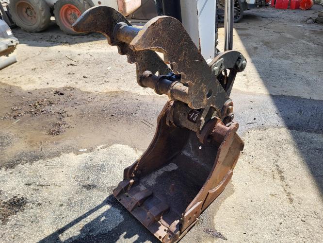 BOBCAT E35i