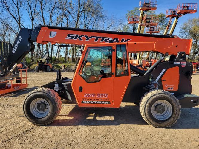 SKY TRAK 6042