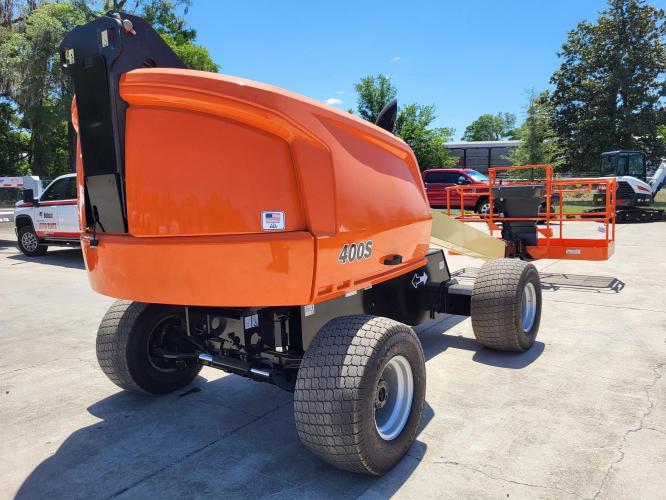 JLG 400S