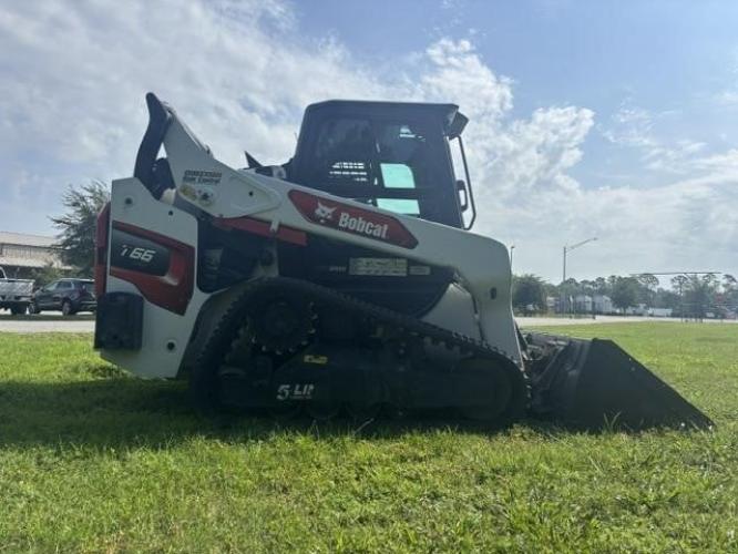 BOBCAT T66