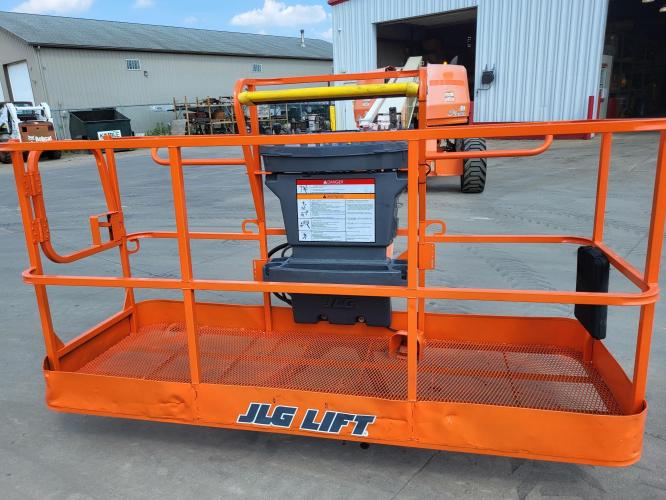 JLG 660SJ