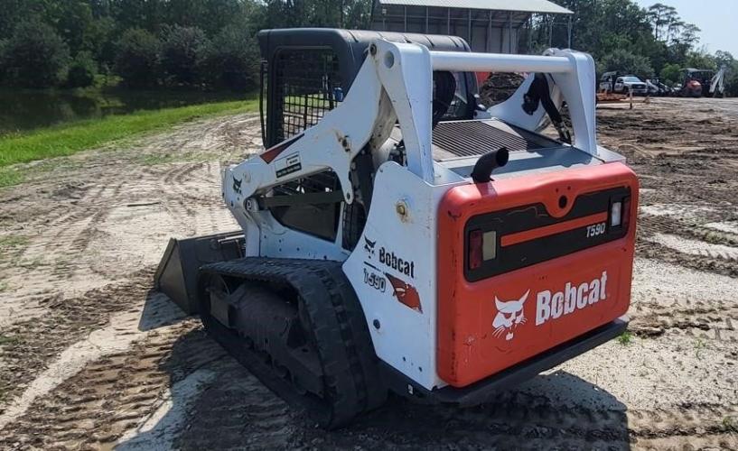 BOBCAT T595