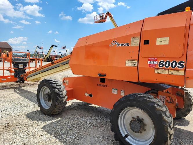 JLG 600S