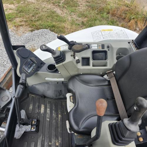 BOBCAT E35