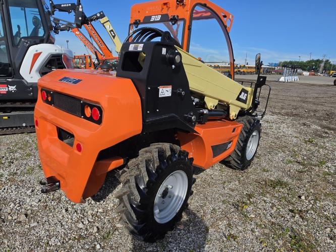 JLG 313