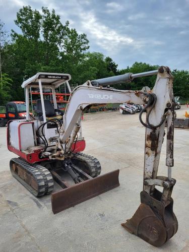 TAKEUCHI TB025