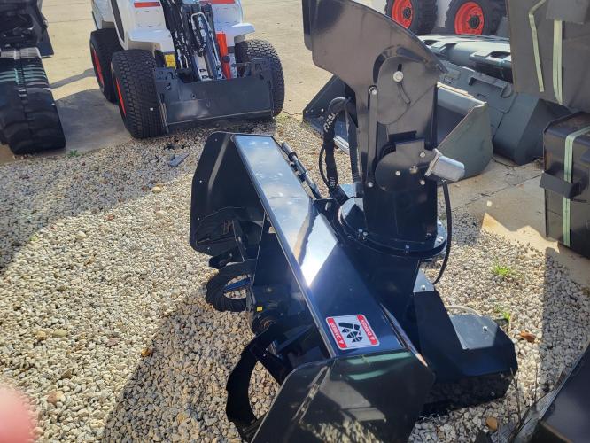 BOBCAT SNOW BLOWER