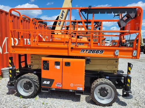2025 JLG RT2669