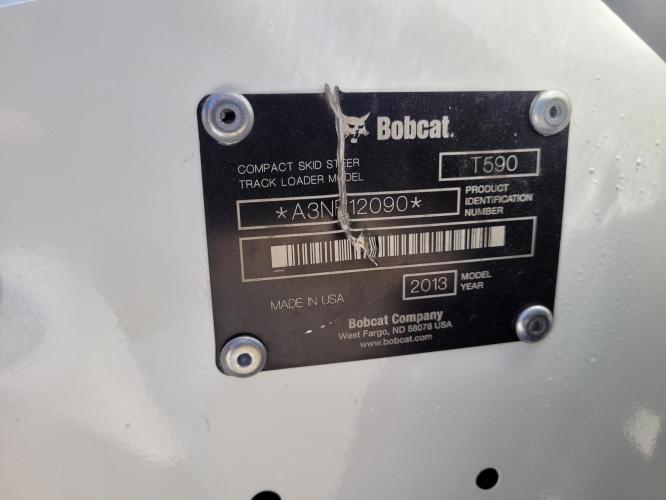 BOBCAT T590