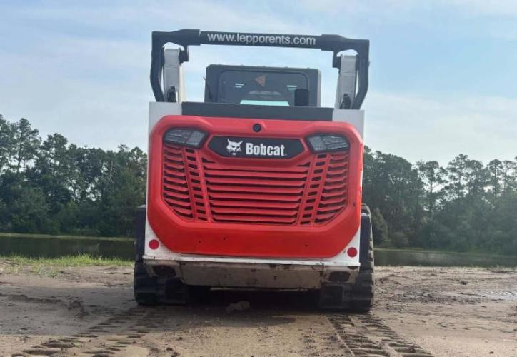 BOBCAT T66