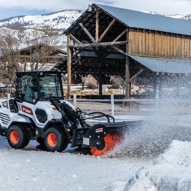 L35 Small Articulated Loader