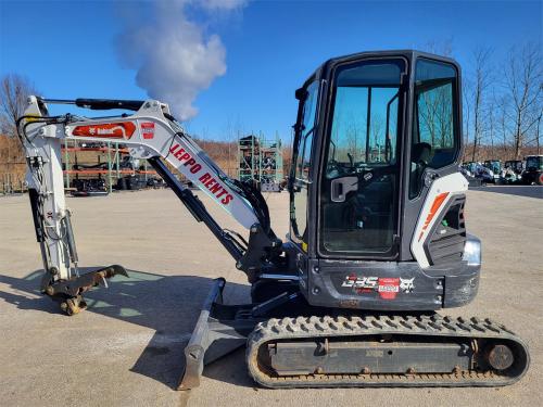 2022 BOBCAT E35R2