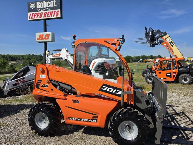 SKY TRAK 3013