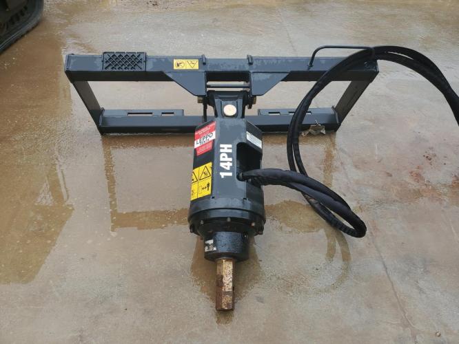 BOBCAT 14PH AUGER