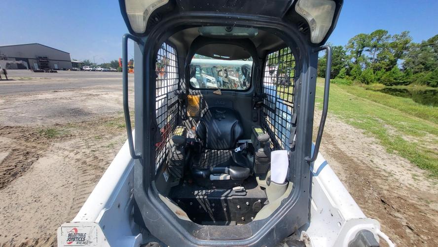BOBCAT T595