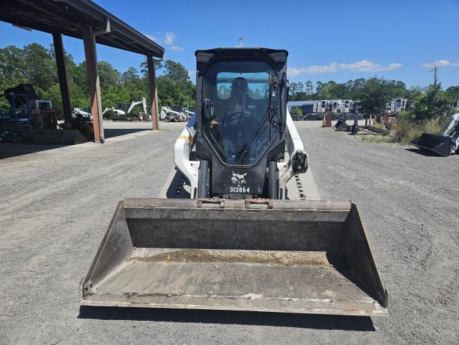 BOBCAT T66