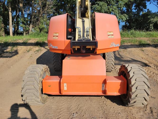 JLG 600S