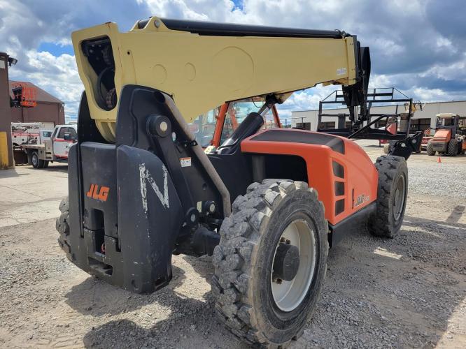JLG 1255