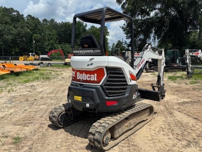 BOBCAT E26
