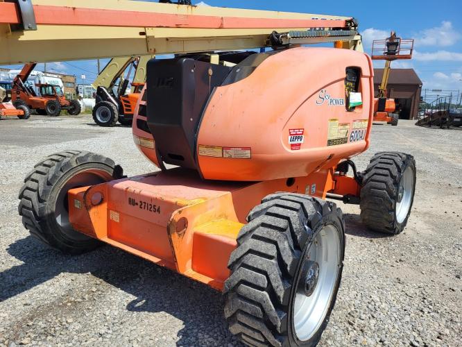 JLG 600AJ