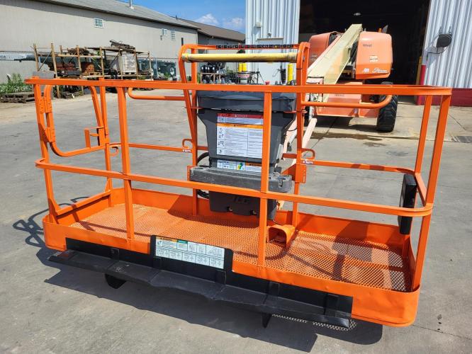 JLG 660SJ