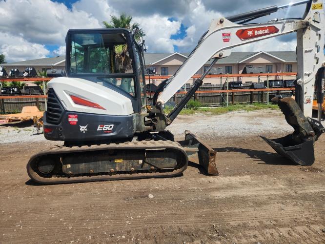 BOBCAT E60R2