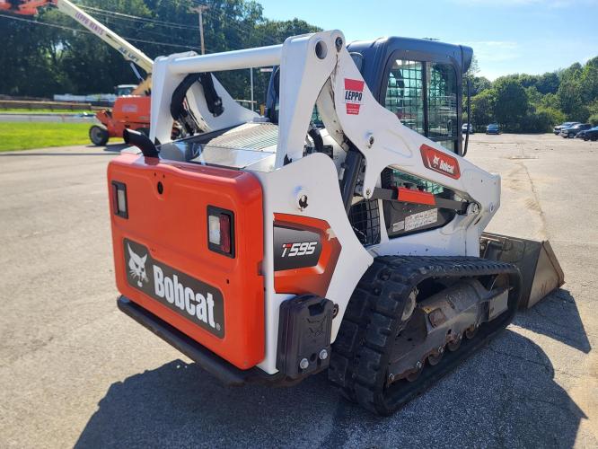 BOBCAT T595