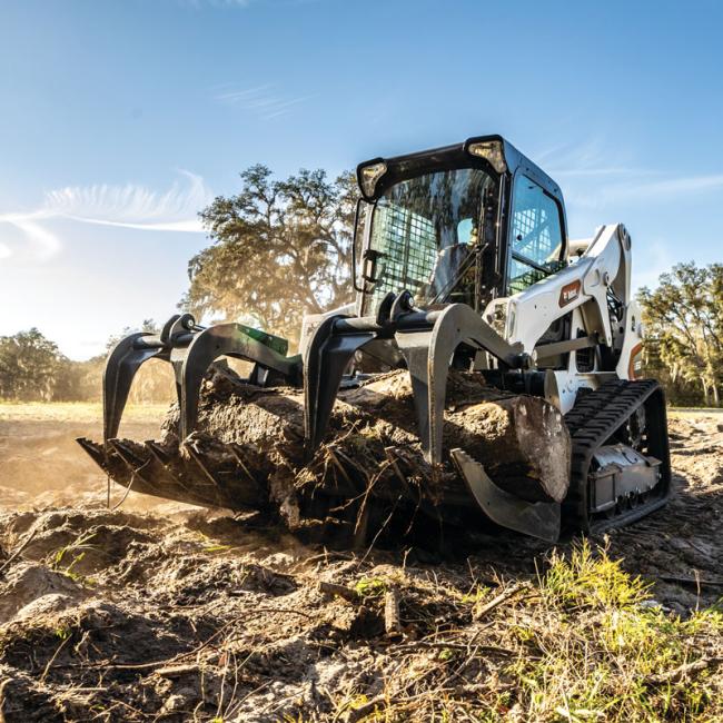 T650 Compact Track Loader