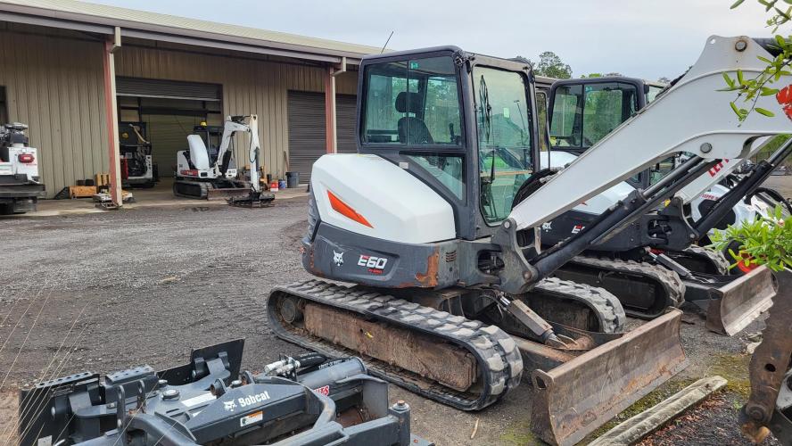 BOBCAT E60R2