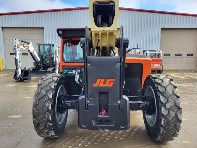 JLG 742