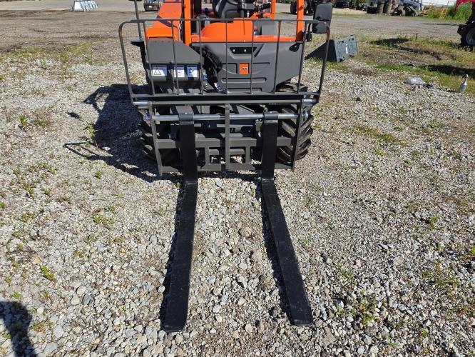 SKY TRAK 3013