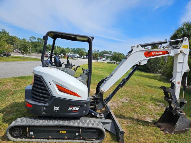 BOBCAT E35I
