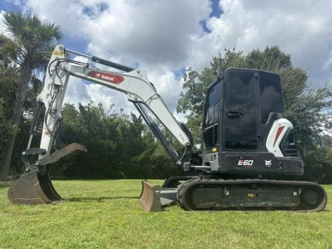 BOBCAT E60R2