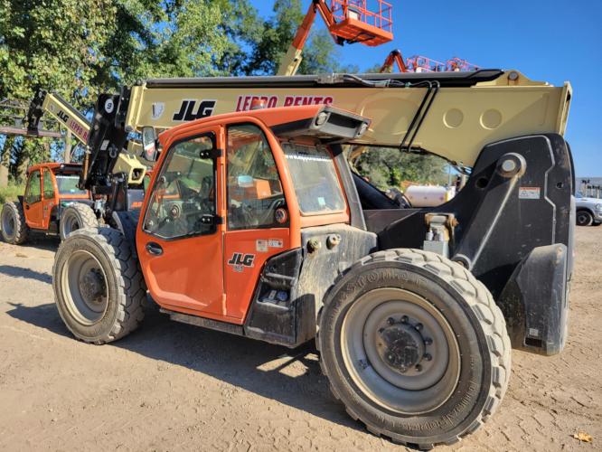 JLG 943