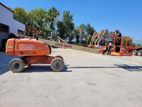 2007 JLG 400S
