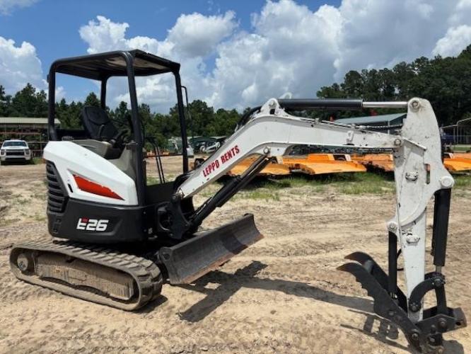 BOBCAT E26