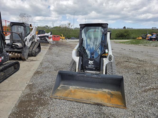 BOBCAT T66