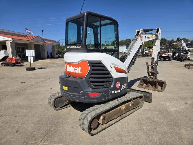 BOBCAT E35