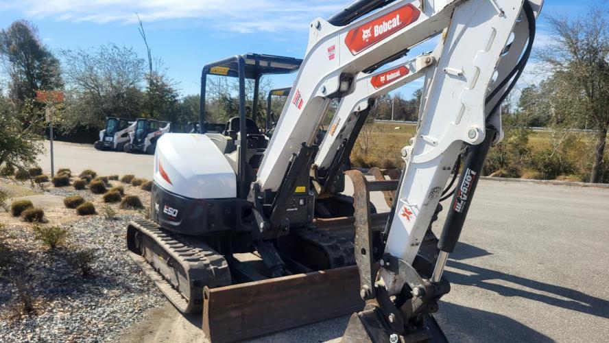 BOBCAT E50