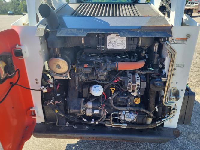 BOBCAT T595