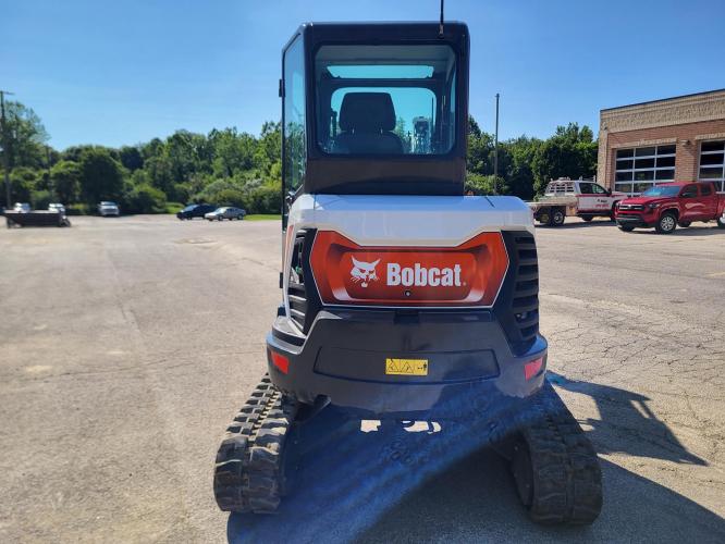 BOBCAT E35R2