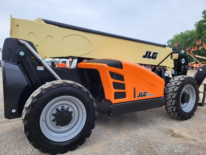 JLG 1255