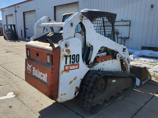 BOBCAT T190