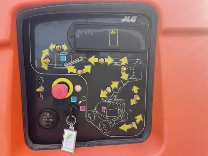 JLG Used 600AJ